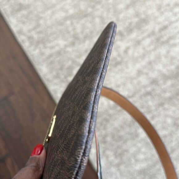 Michael Kors Signature Belt Bag - Picture 7 of 8